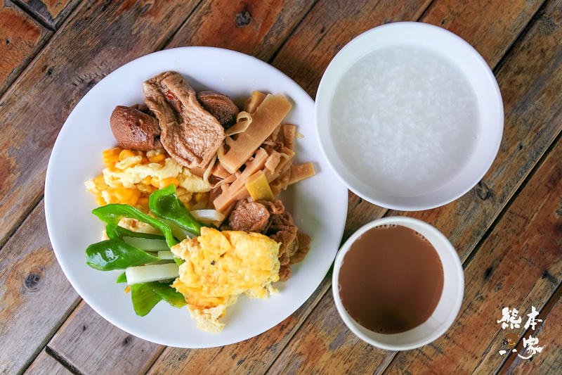佳園渡假山莊|南投桃米親子民宿|埔里民宿|埔里生態環境親子導覽活動-觀星露台鳥瞰桃米-烤乳豬趴