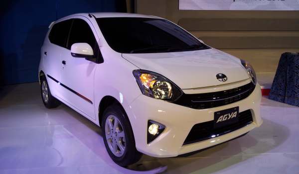 Harga Toyota, Spesifikasi, Ilustrasi Kredit Toyota Agya Baru 2016 di Surabaya, Jatim Spesifikasi Astra Toyota Agya