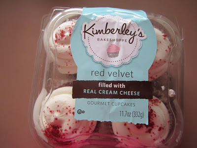 Red velvet-cupcake-taste test