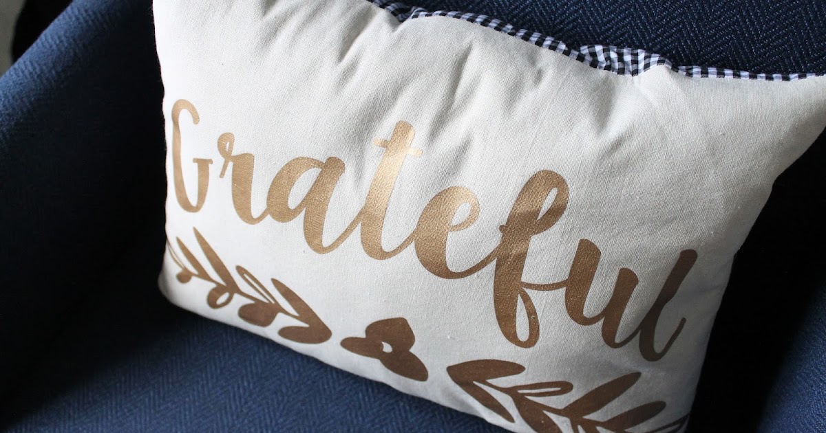 Wonderfully Made DIY Dollar Spot Placemat Pillow