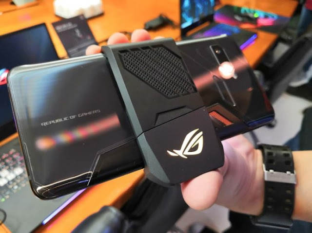 Harga Handphone Asus ROG Mulai dari 13 Jutaan Harga Handphone Asus ROG Mulai dari 13 Jutaan