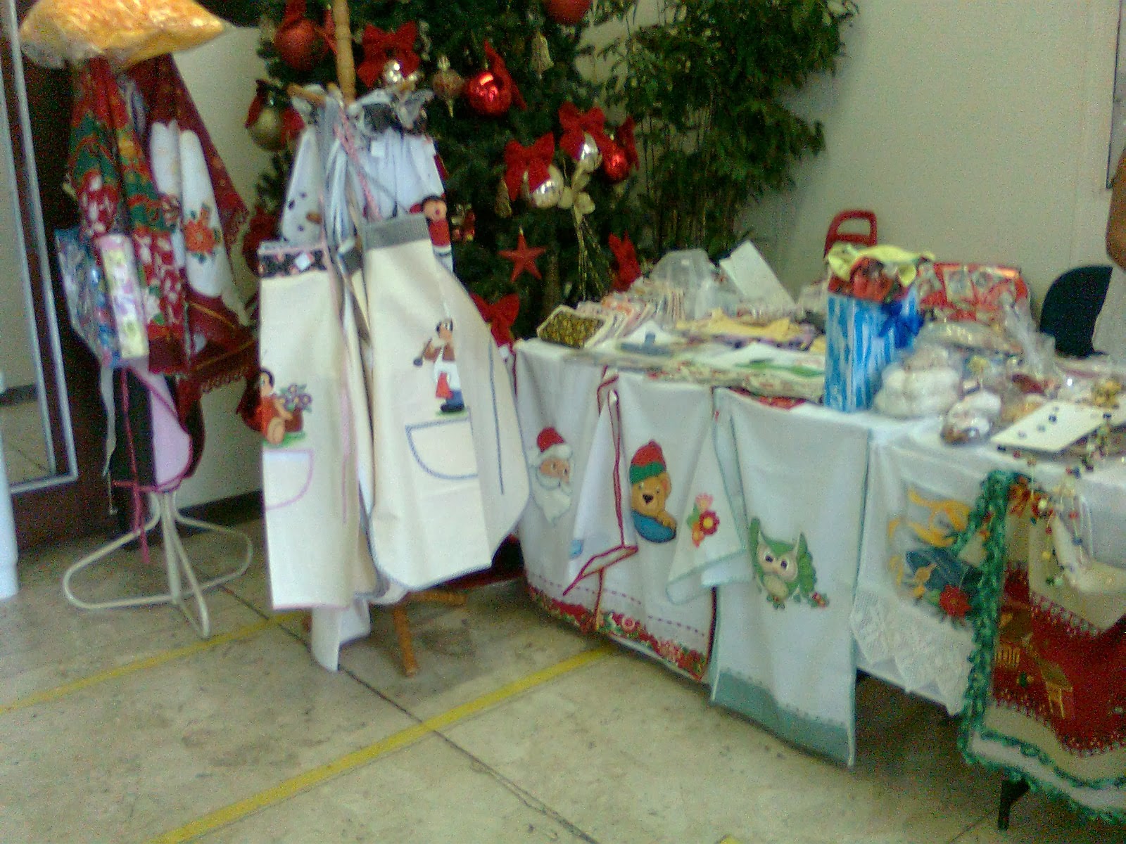 Feira de artesanato no Hospital Regional no dia 07/12/2013