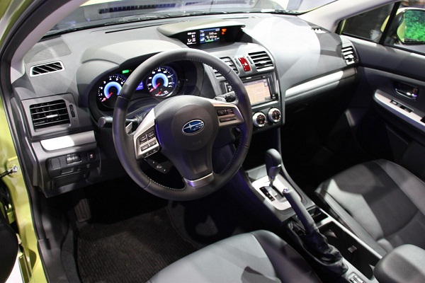 2014-Subaru-XV-Crosstrek-Hybrid-interior