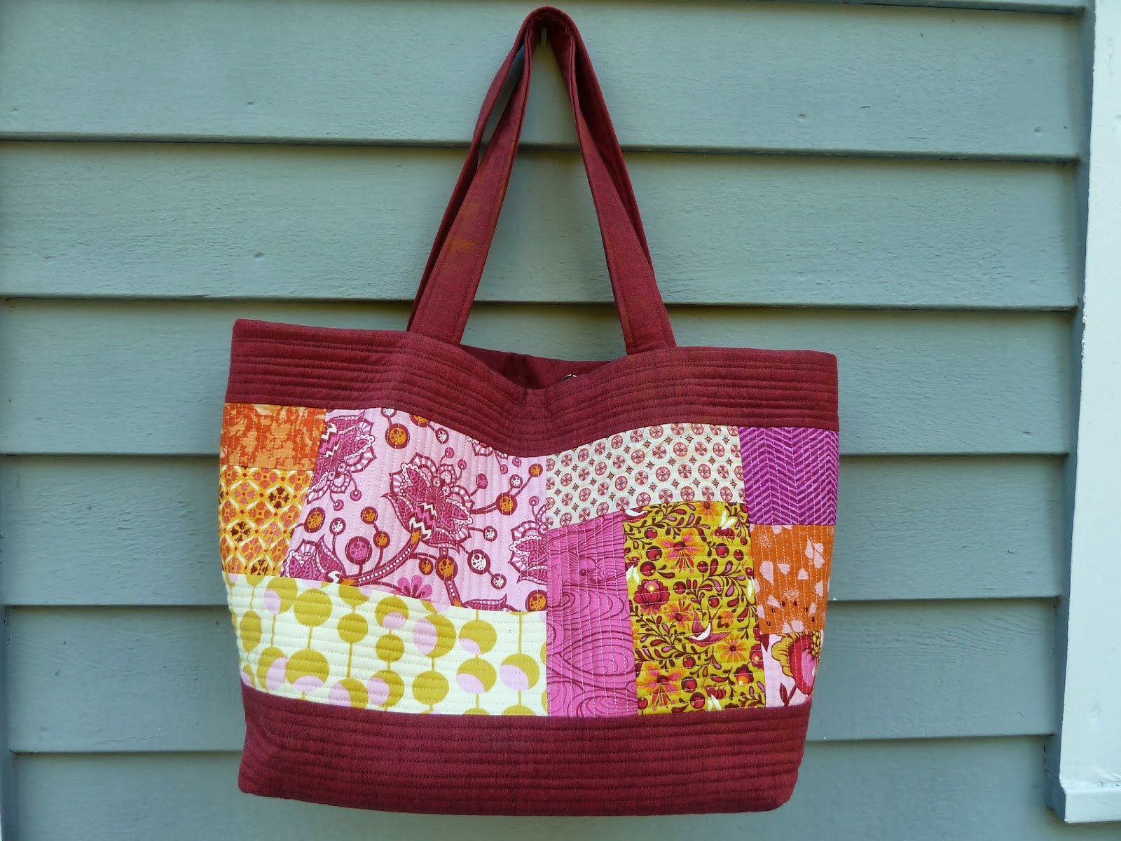 alidiza: Ask Me About the Birds and the Bees (Perfect Quilted Tote)