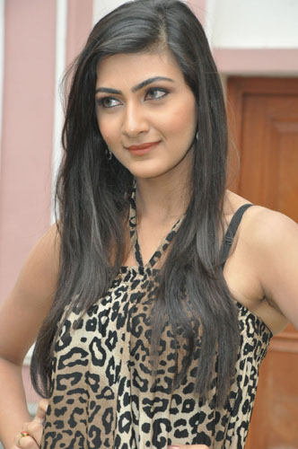 Actress Latest Photos: Action 3D movie heroine Neelam Upadhyaya stills
