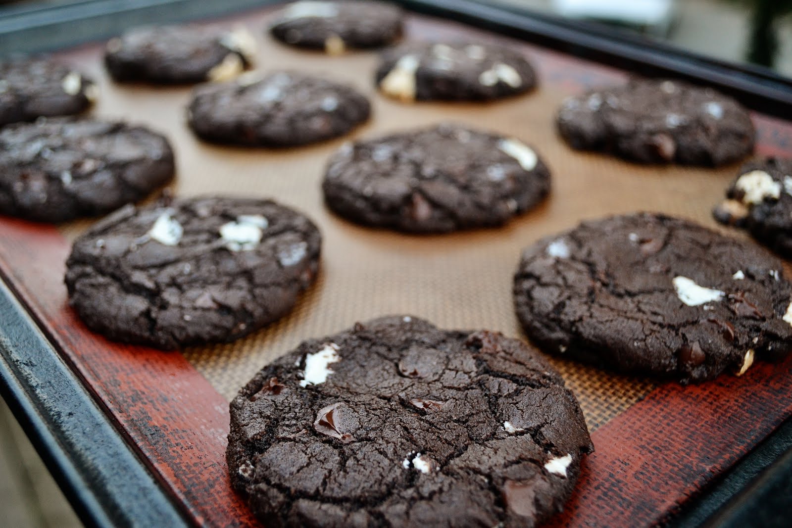 p.s.♡ tasty tuesday triple chocolate cookies