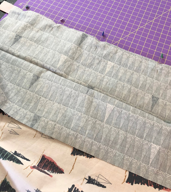 she can quilt Holiday Pillowcase Tutorial Three Styles A FAL Tutorial