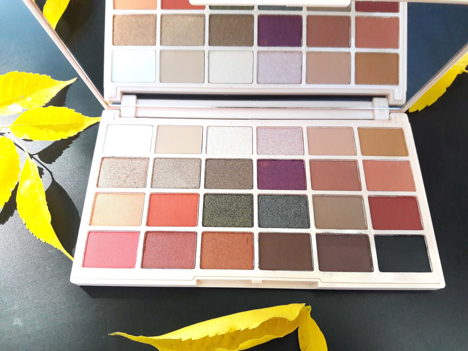 Soph x makeup revolution eyeshadow Soph x makeup revolution eyeshadow