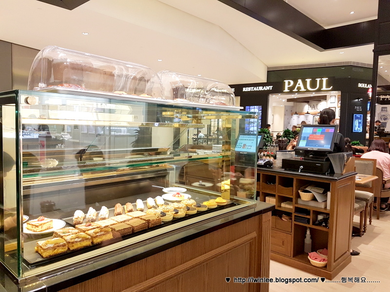 PAUL BAKERY, PATISSERIE, CAFÉ AND RESTAURANT PAVILION KL