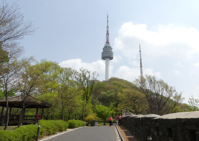 Seoul - Namsan und N Seoul Tower Seoul - Namsan und N Seoul Tower