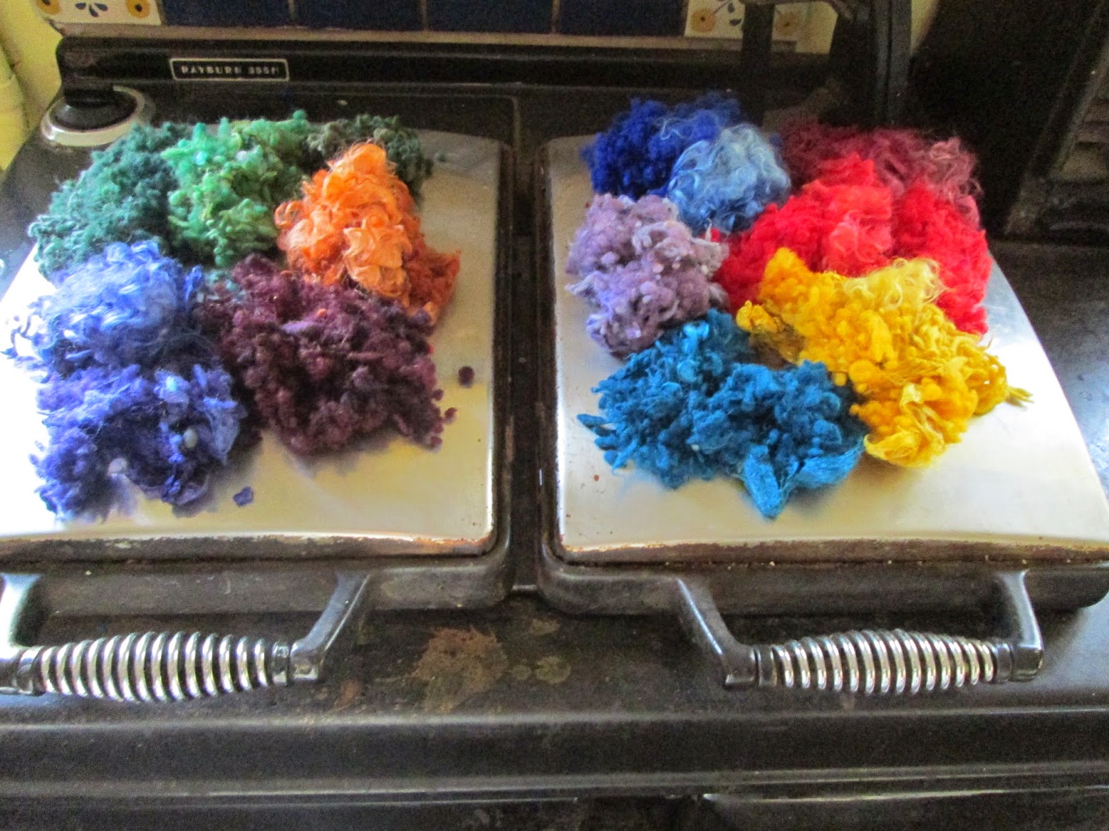 sue forey fibre art Dying silk and wool fibres