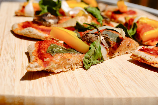a healthy twist on pizza Fit Foodie Finds