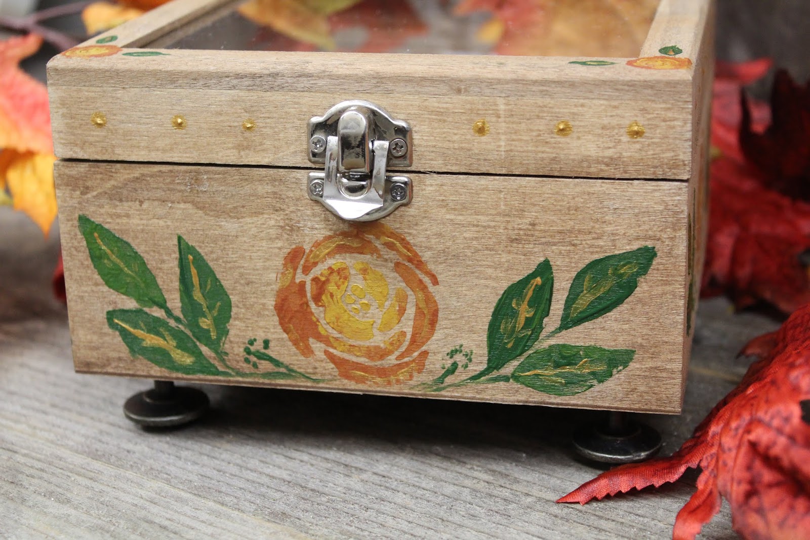 Ben Franklin Crafts and Frame Shop DIY Painted Wood Box
