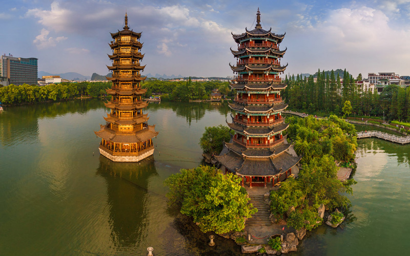 10 wonderful tourist attractions you should see in china