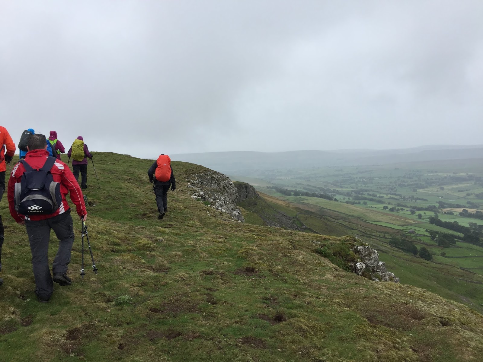 TeamWalking Hill Skills & Outdoor Adventures Boots and Beer Walking