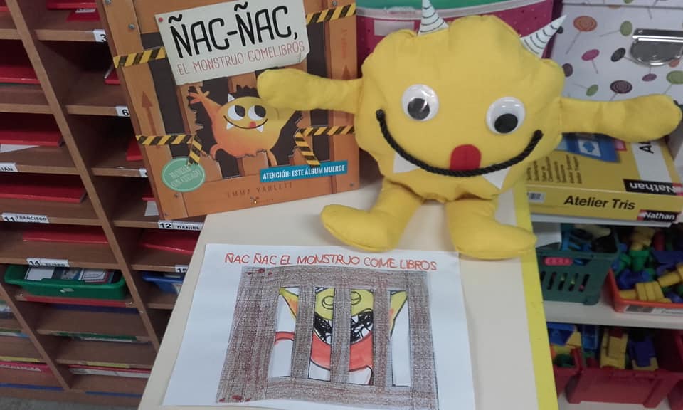 Coleccionando cuentos: Ñac-Ñac, el monstruo comelibros