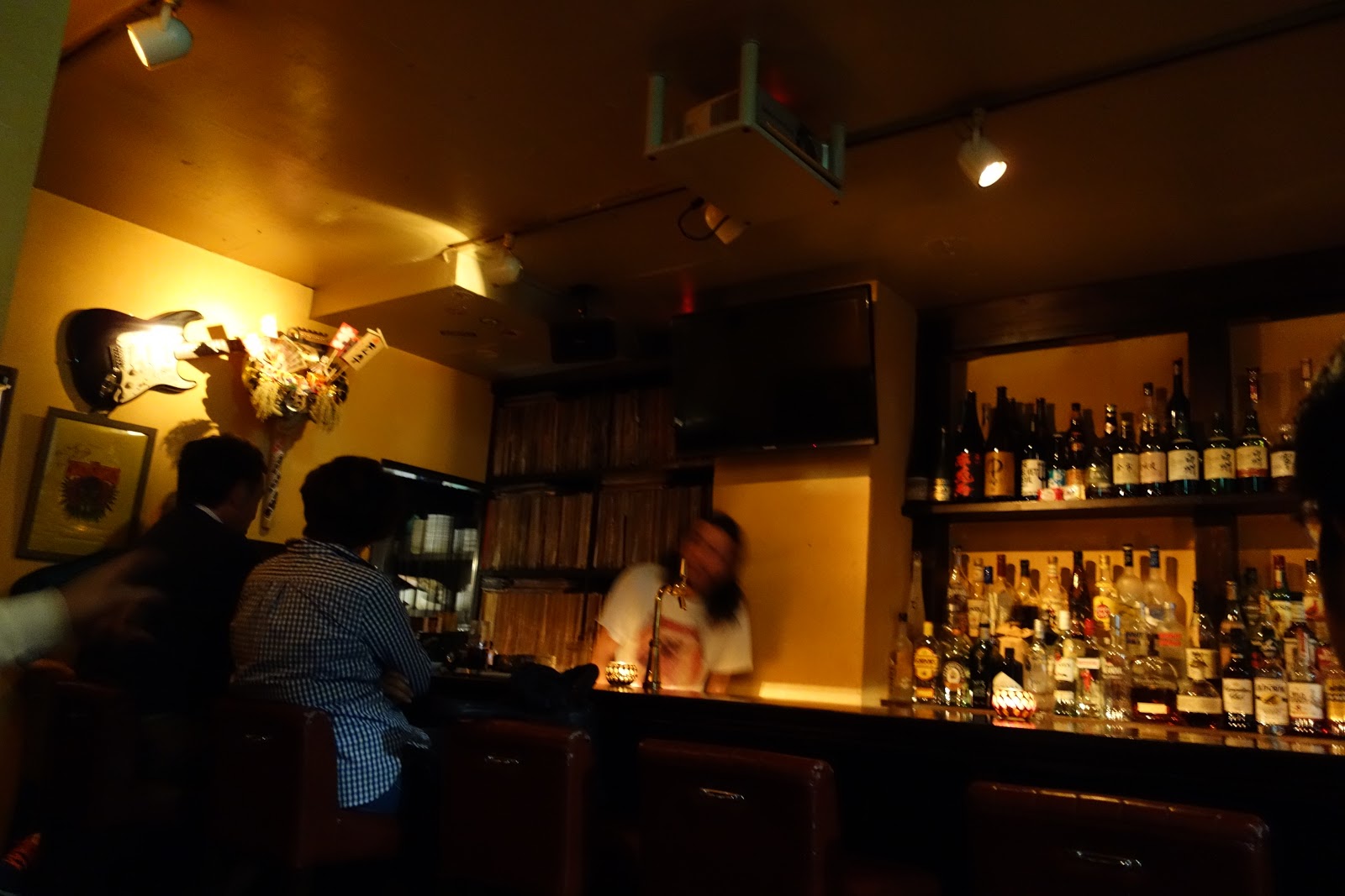 Tokyo Belly ROPPONGI Bar Flat... quiet bar away from the craziness of Roppongi's main drag