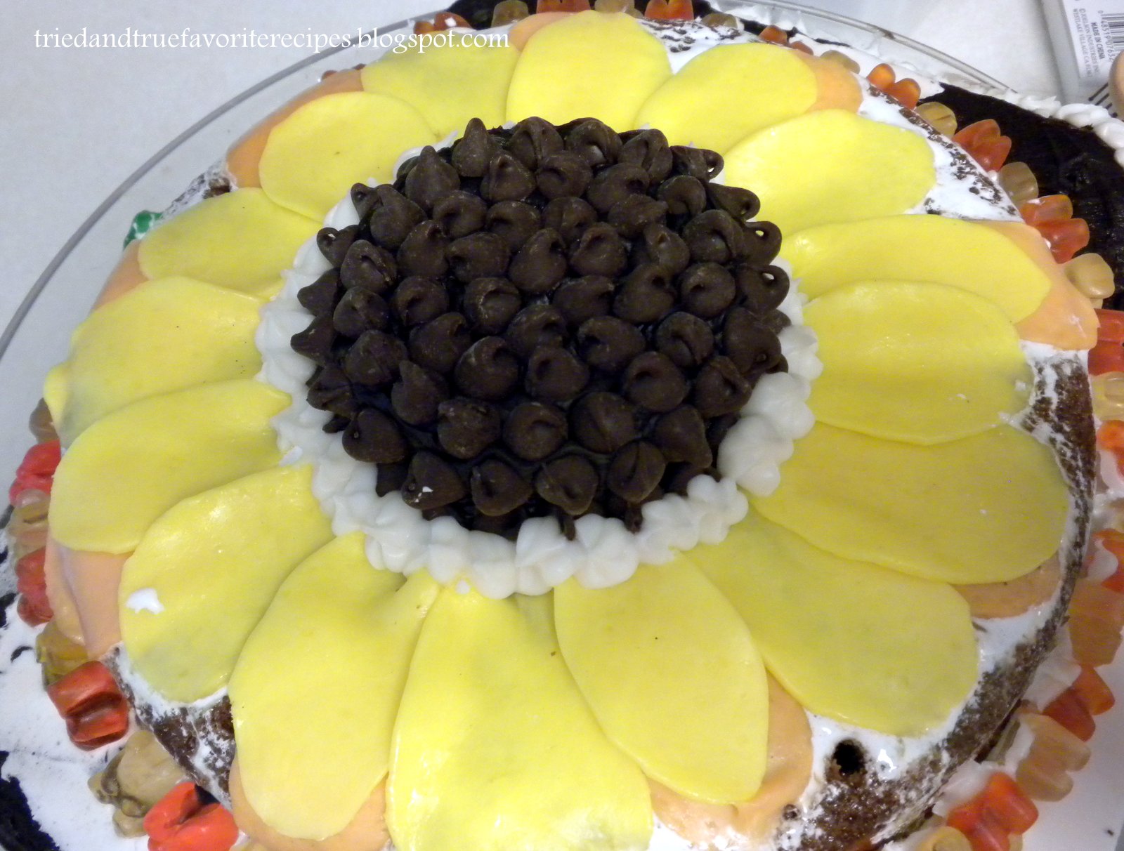 Tried and True Favorite Recipes: Sunflower cake