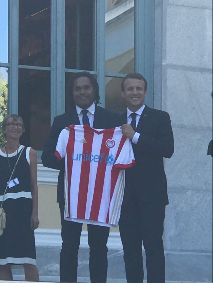 Σπάιντερμαν μαύρο σεξ γάτα