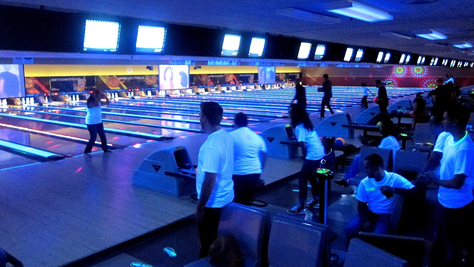 Holiday Bowl (building) Bowling Bowling Choices