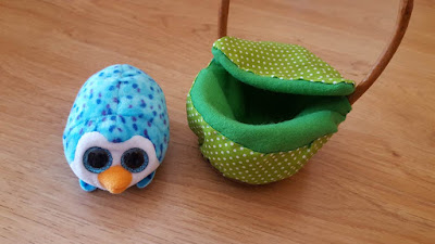 A bed for Mr. Penguin, toy bed A bed for Mr. Penguin, toy bed