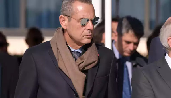 Καμμένος: Από πυρά έπεσε το ελικόπτερο στα Ίμια Καμμένος: Από πυρά έπεσε το ελικόπτερο στα Ίμια