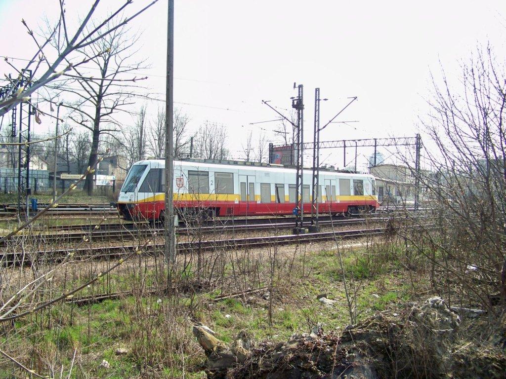 Małopolski nowoczesny pociąg na lotnisko w Balicach (3) Małopolski nowoczesny pociąg na lotnisko w Balicach (3)