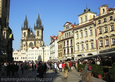 Tempat wisata terkenal di Praha Prague Ceko populer Alun-alun kota Lama Praha Ceko