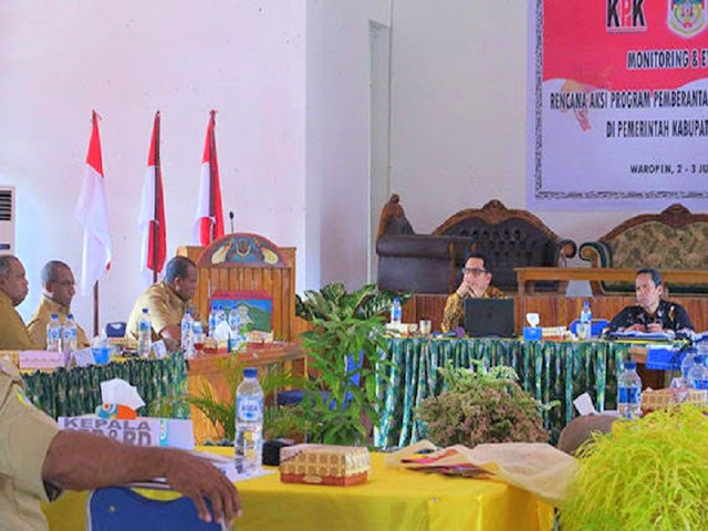 KPK Lakukan Monitoring dan Evaluasi Kinerja Pemkab Waropen KPK Lakukan Monitoring dan Evaluasi Kinerja Pemkab Waropen