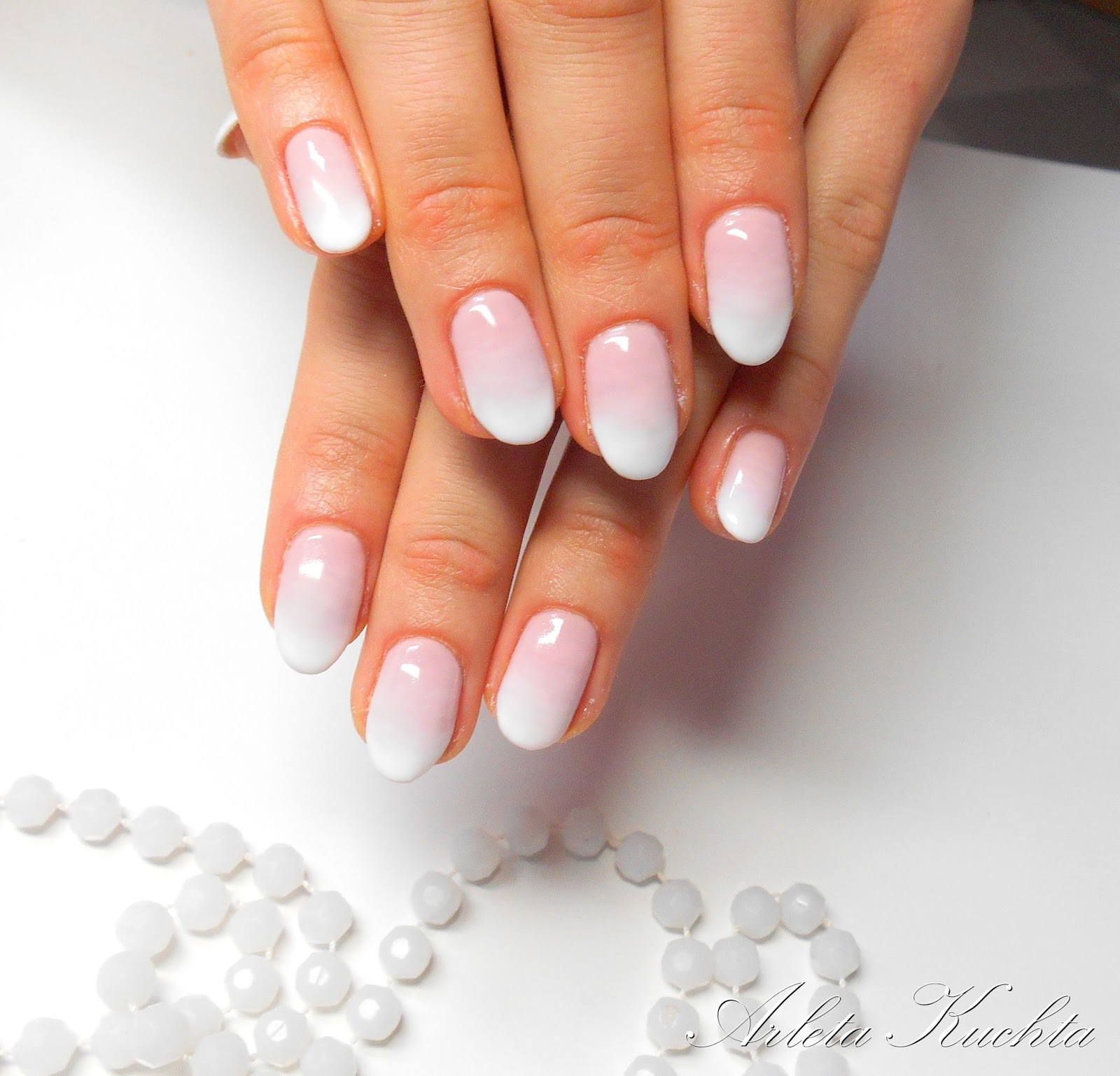 Studio stylizacji paznokci Butterfly Baby Boomer