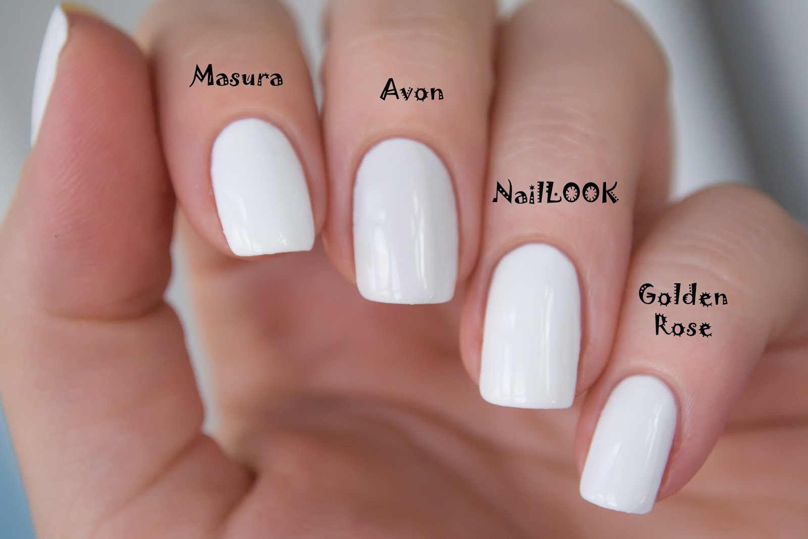 Белый лак для ногтей. Маникюр белый лак. Лучший белый гель для френча. Ногти белым гель лаком полукруг на подростках. Маникюр на короткие ногти белый цвет.