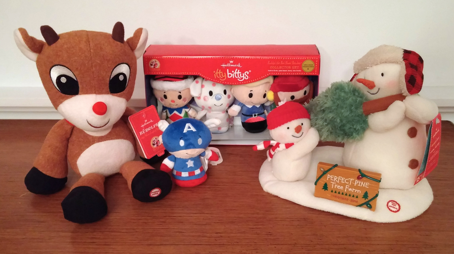 Hallmark Holiday Gifting - Rudolph 50th Anniversary itty bittys Collector Set