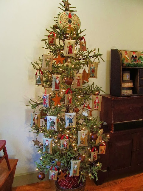 Samplers and Santas: Santa tree