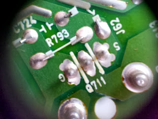 transistor con soldadura defectuosa en monitor LG