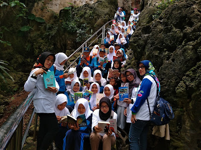 Pokdarwis Guha Pawon Dukung Program Literasi Melalui Kegiatan Outing Class