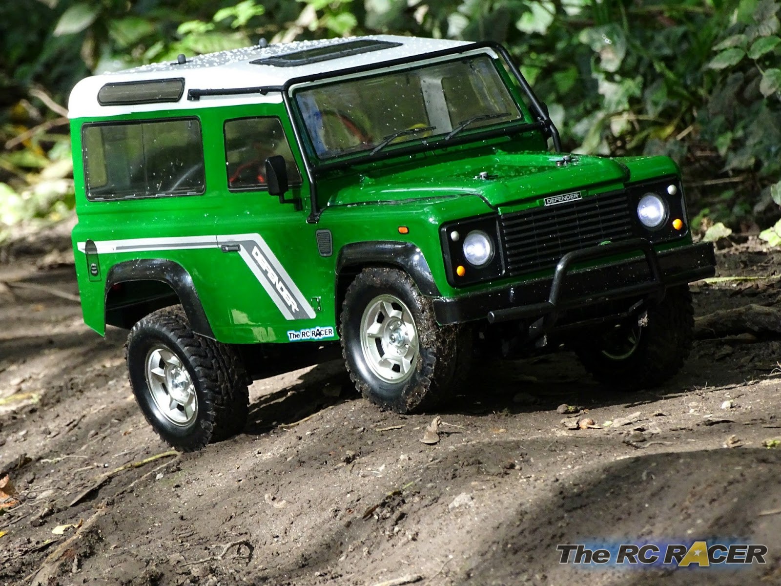 58657 Tamiya CC-01 Land Rover Defender 90 build tips and Review | The RC Racer