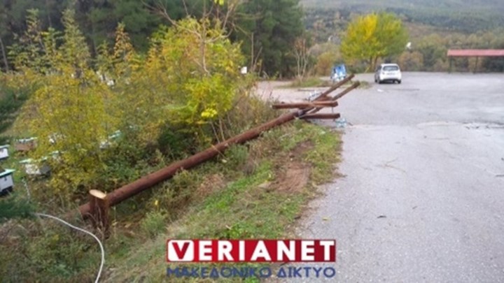 Σαμποτάζ στην ηλεκτροδότηση στο Hot spot της Βέροιας! Σαμποτάζ στην ηλεκτροδότηση στο Hot spot της Βέροιας!