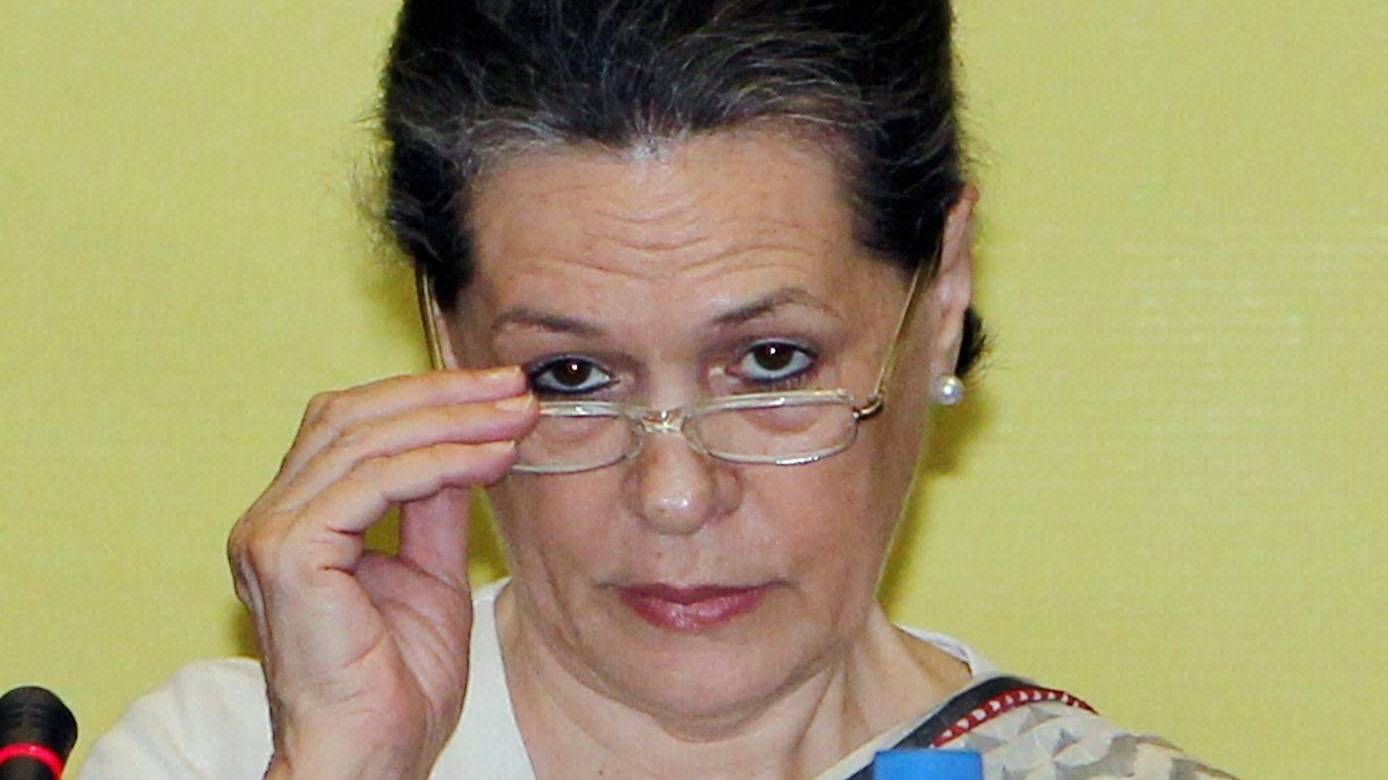 HD Wallpapers Fine: indian celebrity photos sonia gandhi hot hd photos
