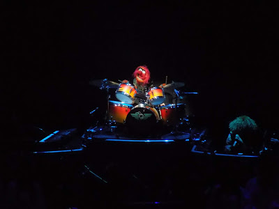 The Muppets take the 02 Animal on drums