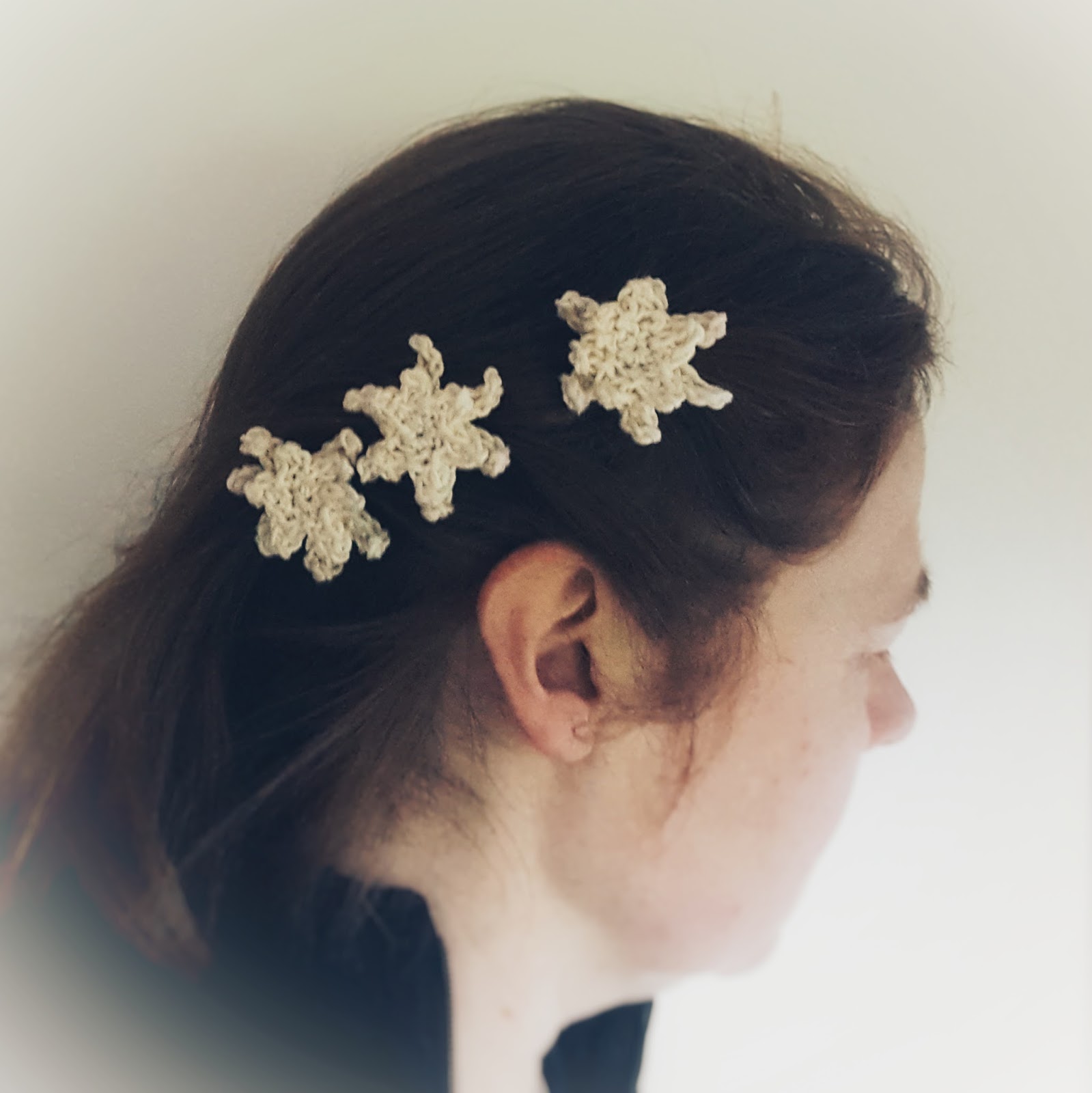 Knitting and so on Edelweiss Flower Ornament