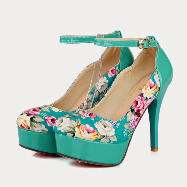 http://www.lovelyshoes.net/Europe-new-style-fashion-printing-flowers-decoration-elegant-pumps-Z-HDH-A-8-g109688.html