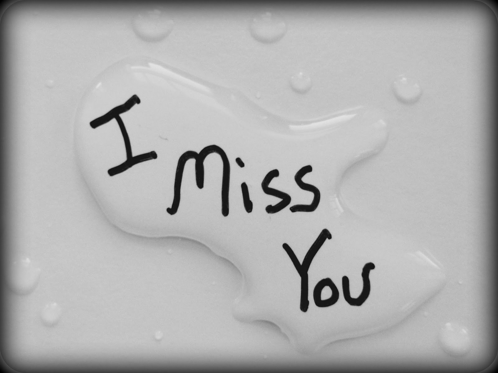 I miss life. I miss you everyday. Health is wealth. I miss life. I miss you рисунок.