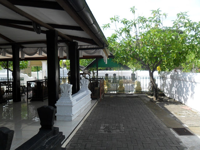 Alamat Makam Sunan Kalijaga dan Sejarah Singkatnya