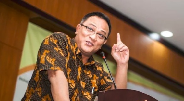 Pecat Komisioner KPU Seluruh Indonesia!