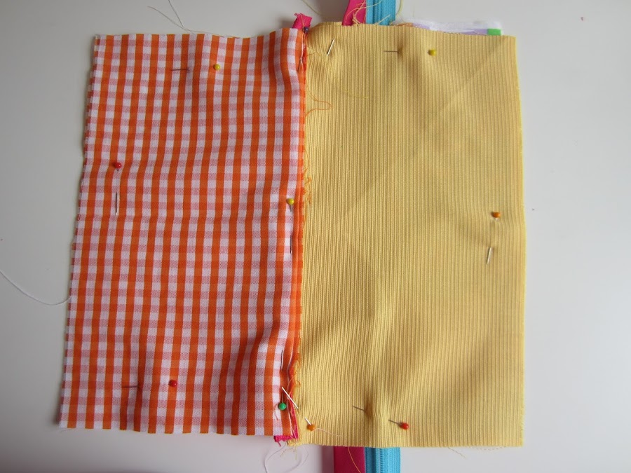 mis nancys, mis peques y yo, tutorial estuche escolar, encarar telas