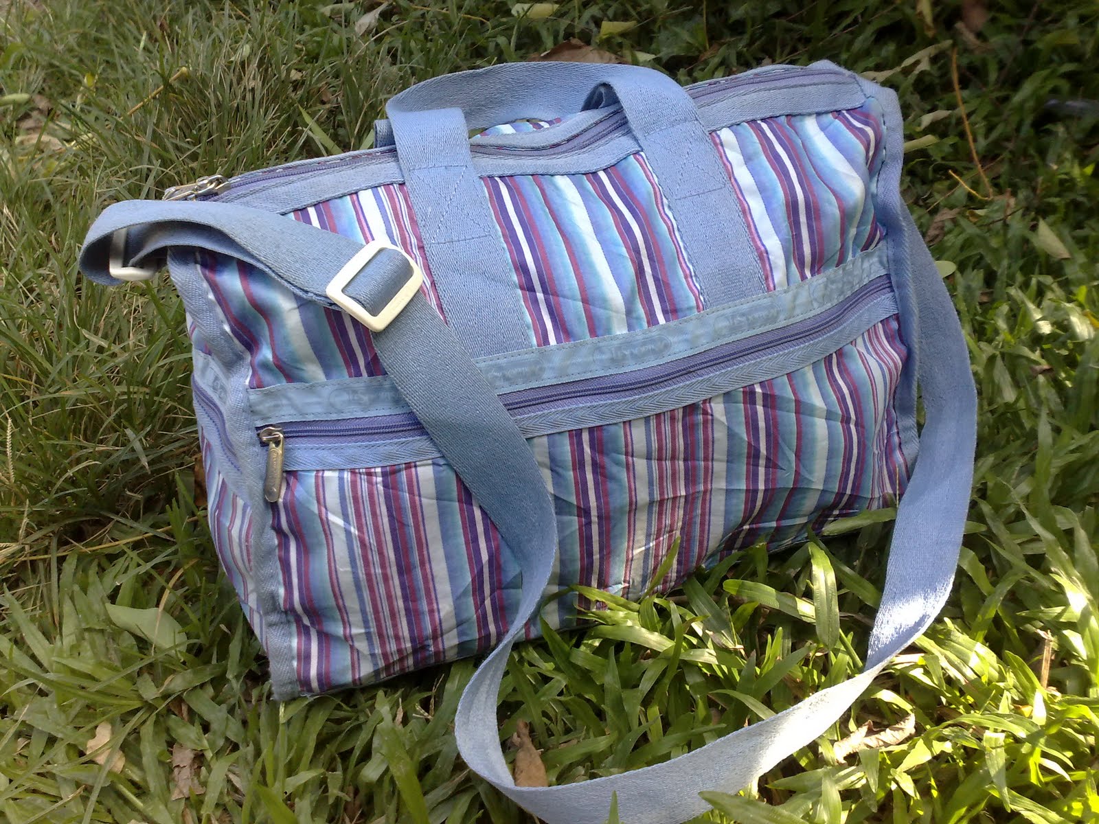 JohairiStore Lesportsac Travel Bag made in usa(SOLD)