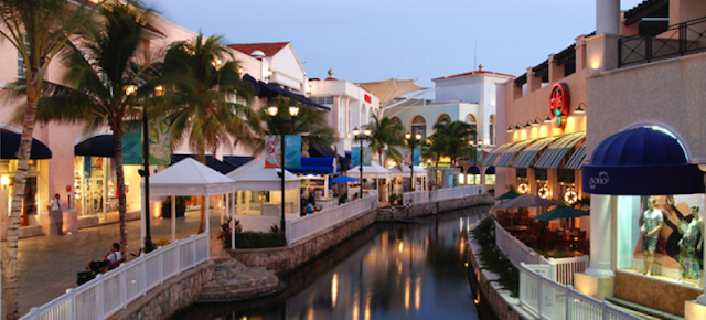 Shopping Plaza La Isla em Cancún Shopping Plaza La Isla em Cancún