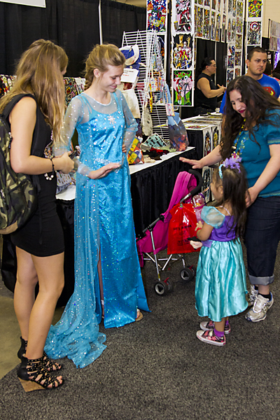 Elsa at Alamo City Comic Con