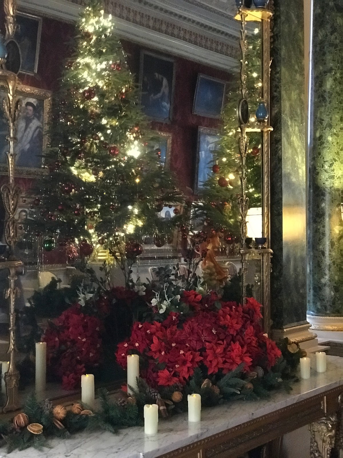 CHRISTMAS AT HAREWOOD HOUSE Sensational Baby Boomers