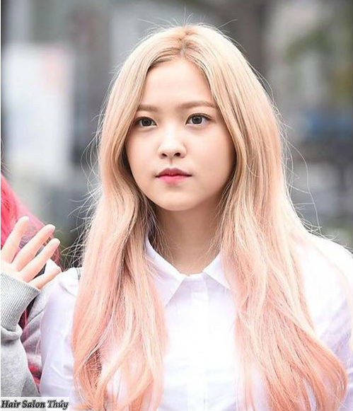 Tóc-nhuộm-màu-hồng-nhạt nhuom toc mau hong
